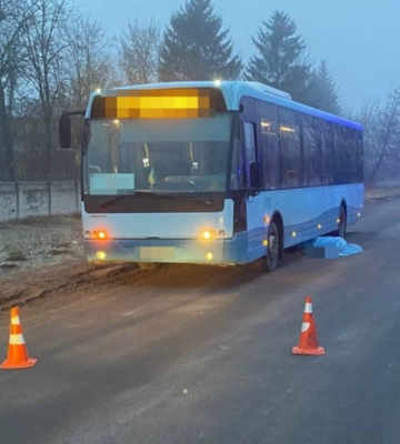 У Луцьку маршрутка насмерть збила жінку
