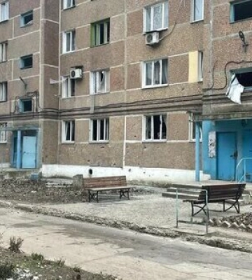 Наслідки масованого обстрілу Курахового, одна людина поранена, - ОВА. ФОТОрепортаж