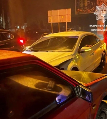 Виїхав на зустрічну смугу: у Луцьку п&#039;яний водій авто спричинив ДТП