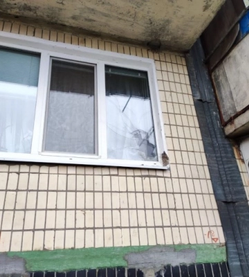 Рашисти обстріляли Нікополь з БМП-2 — пошкоджені багатоповерхівки