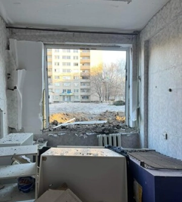 Мэр Крамоторска показал последствия ночного ракетного удара по городу (Фото)