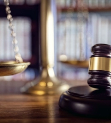 У судах Дніпропетровщини та Хмельниччини розпочали заходи контролю щодо української мови