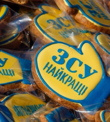 "Горів гараж і два автомобілі", - окупанти продовжують завдавати ударів по Миколаївській області