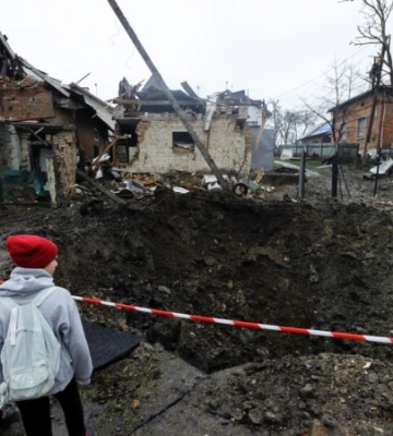 Росіяни почали ракетну атаку на Київ — вибухи пролунали в Дніпровському районі
