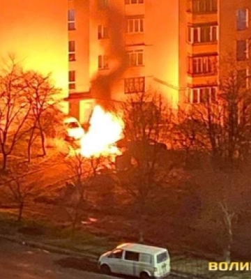 У поліції назвали офіційну причину загоряння автомобіля в Луцьку