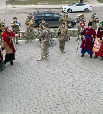 У Миколаєві військові з студентами &quot;водили козу&quot;