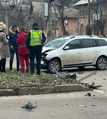 У Кривому Розі на перехресті з непрацюючим світлофором сталося ДТП