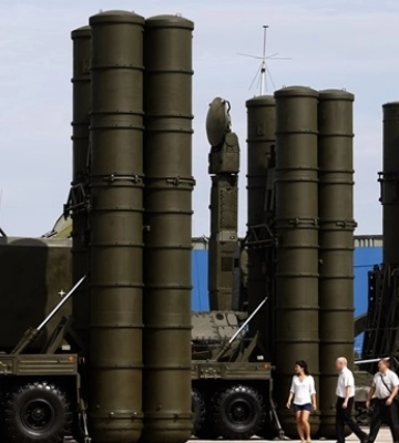 В Москве развернули дивизион ПВО С-400