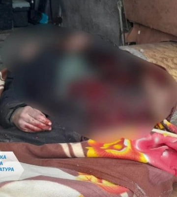 Авдеевка попала под массированный обстрел, тела погибших лежат на улице