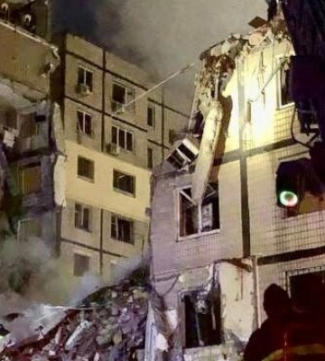 Вибухи у Дніпрі: через ракетний удар по житловому будинку зросла кількість загиблих