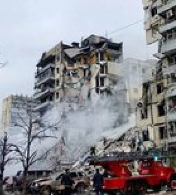 Дом в Днепре разрушила ракета РФ, которую ПВО не сбивала: заявление командования ВС ВСУ