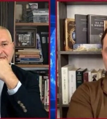 Радник Офісу президента Арестович про російську ракету в Дніпрі: Її збили, вона впала на під’їзд. ВIДЕО