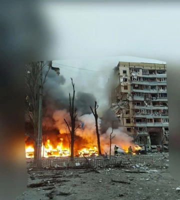 Число жертв ракетного удару в Дніпрі досягло 20