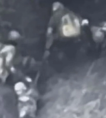 Вмирали повільно та болісно: аеророзвідка показала відео знищення росіян під Соледаром