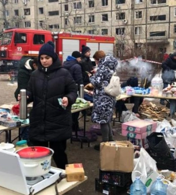 Як у Дніпрі на місці ракетного удару працюють Пункти незламності