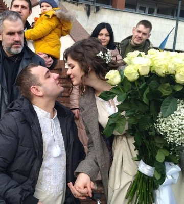 Волинянин, який втратив ноги на війні, одружився (ВІДЕО)