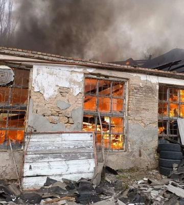 У Херсоні  через  обстріли минулої доби виникло  7 пожеж