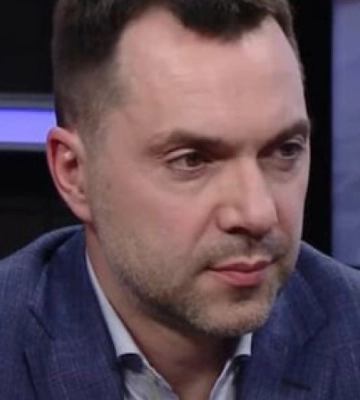 «Я просто втомився»: Арестович виправдався за свою скандальну заяву про ракету у Дніпрі
