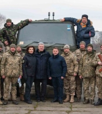 Бригада тероборони Рівного отримала 5 вантажівок DAF із зенітними установками для боротьби з &quot;шахедами&quot;. ВІДЕО+ФОТОрепортаж