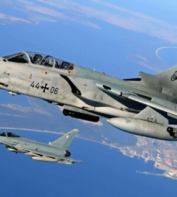 Пропоную Шольцу передати Україні 93 літаки &quot;Tornadо&quot;, які виводяться з експлуатації, - Мельник