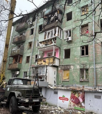 Внаслідок ракетного удару по Запоріжжю пошкоджено 15 багатоповерхівок
