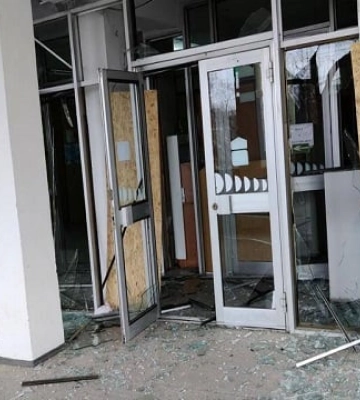 Російські терористи продовжують воювати з лікарнями в Херсоні