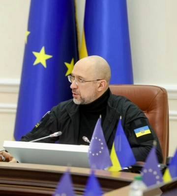 Украина и ЕС подписали меморандум о предоставлении €18 млрд макрофина, первый транш Киев получит на этой неделе – Шмыгаль