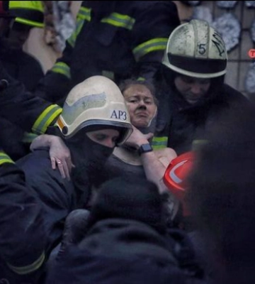У Дніпрі під завалами досі шукають однорічного малюка