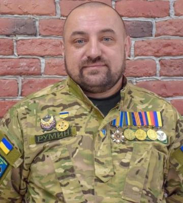 Воїна та керівника франківських муніципалів Михайла Шутака відзначив медаллю Президент України