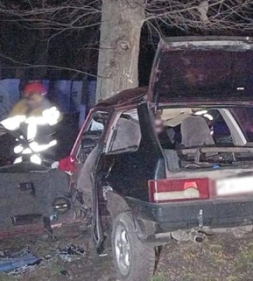 У ДТП на Одещині загинув водій і його дві доньки