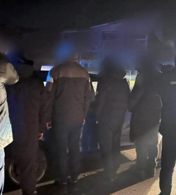 На Закарпатті затримали &quot;на гарячому&quot; зловмисників, які переправляли за кордон утікачів від мобілізації