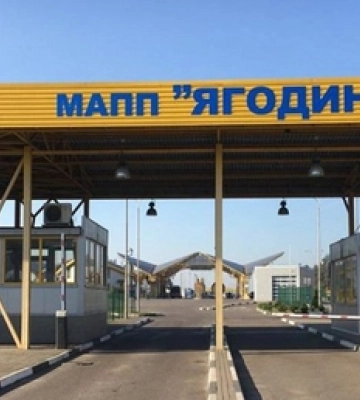 Черги на пунктах пропуску: яка ситуація на в&#039;їзд до Волині (карта)