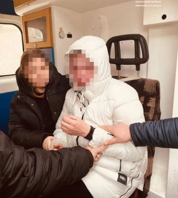 В Миколаєві екіпаж патрульних врятував жінку, яка намагалась покінчити з собою