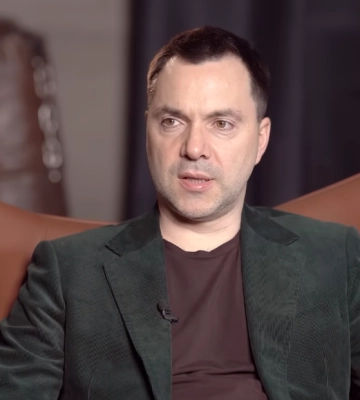 &quot;Не зразу понял&quot;: Арестович объяснил, почему отозвал извинения за слова о Днепре (видео)
