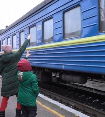 Евакуація з-під обстрілів: куди їдуть херсонці