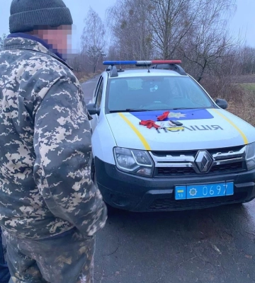 У селі на Рівненщині нетверезий тракторист пропонував хабаря поліцейським
