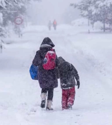 У Білгороді-Дністровському дітей наражають на небезпеку через халатну організацію освітнього процесу взимку