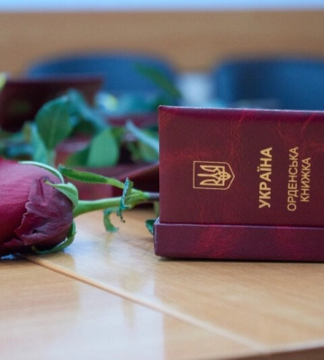 У Луцьку рідні загиблих захисників отримали нагороди