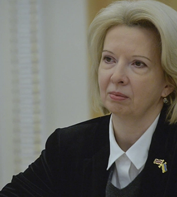 Глава Міноборони Латвії Мурнієце прибула з першим візитом до України