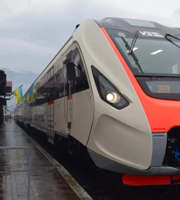 З Рахова до Румунії сьогодні прибув потяг уперше за більш ніж 10 років