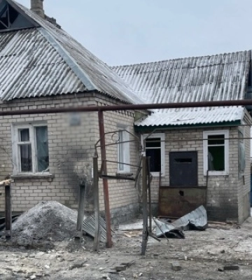36 ударів по Донеччині: армія РФ зруйнувала та пошкодила домівки, завод, школу та лікарню