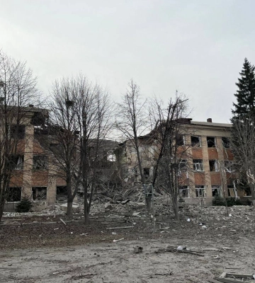 Синєгубов: армія рф обстріляла Куп’янськ, зруйнувала автотранспортний коледж