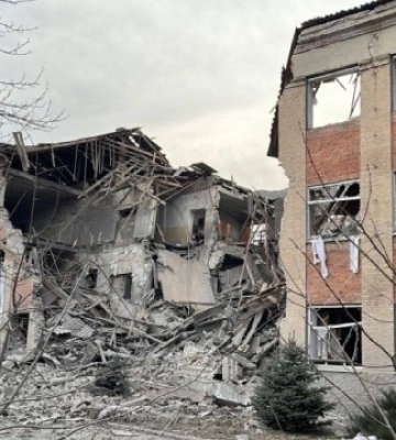 Загарбники обстріляли коледж у звільненому Куп’янську, будівля майже знищена