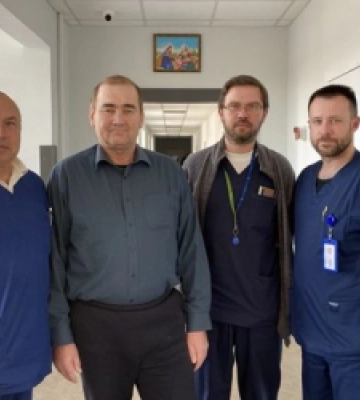 Майже осліп через 5-сантиметрову пухлину мозку: львівські медики прооперували 55-річного чоловіка