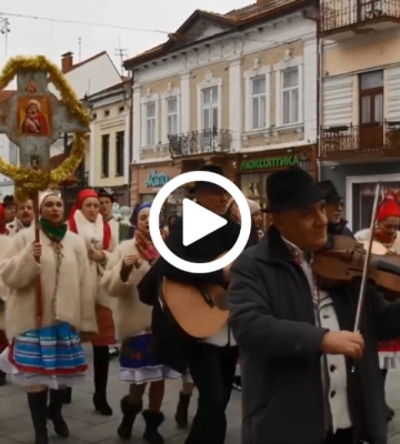 Різдвяна коляда 2023: в Ужгороді лунали колядки (ВІДЕО)
