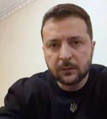 Зеленский: Соледар и Бахмут держатся, но они сильно разрушены