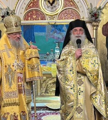 Позбавлений громадянства України митрополит московського патріахату досі веде богослужіння