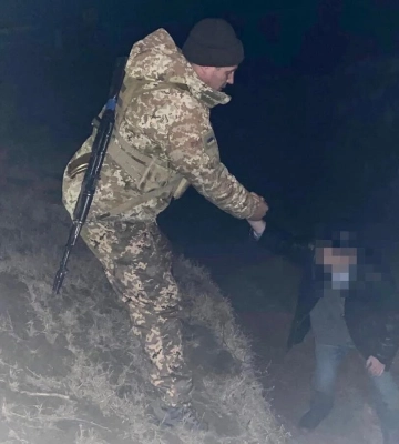 Уклонист упал в трехметровый ров у границы с Молдовой - ГПСУ