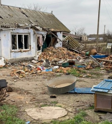 На Херсонщині ексгумували тіла трьох жителів Посад-Покровського, які загинули внаслідок російських обстрілів