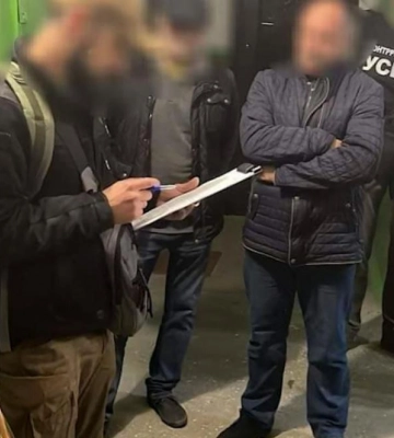 У Рівному спіймали чоловіка, який «зливав» інформацію про ЗСУ та закликав до нанесення ракетних ударів по місту (ВІДЕО)